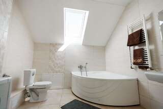 Дома для отпуска Cottage Exclusive & dom4 Гродно Дом с 3 спальнями-31