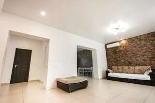 Дома для отпуска Cottage Exclusive & dom4 Гродно Дом с 3 спальнями-7